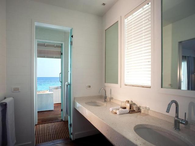 фото отеля Diamonds Athuruga Beach & Water Villas изображение №21