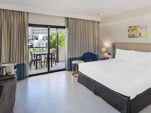 фотографии Radisson Blu Hotel & Resort Al Ain изображение №8