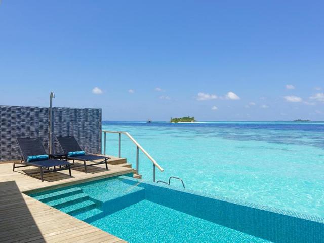 фото отеля Outrigger Maldives Maafushivaru Resort изображение №9