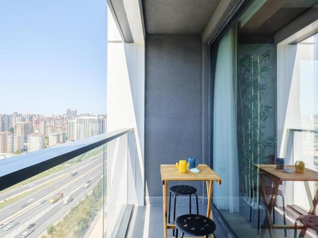 фото Roya Nova Residence by NewInn изображение №6