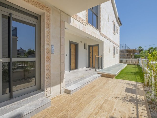 фото Kalender Suits изображение №18