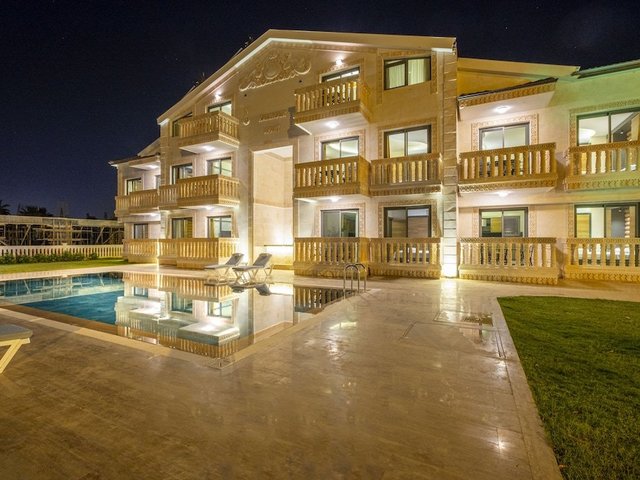 фото отеля Kalender Suits изображение №9