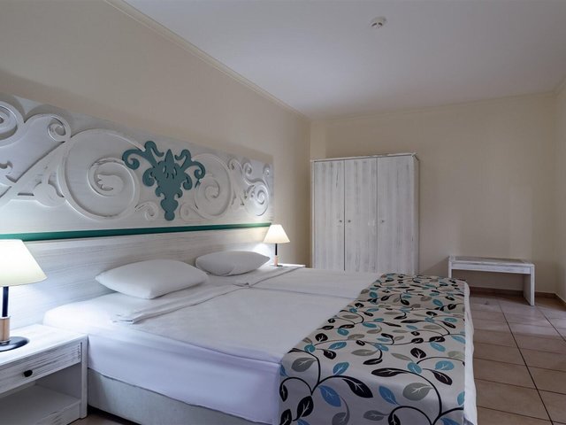 фото отеля Euphoria Palm Beach (ex. Majesty Club Palm Beach) изображение №5