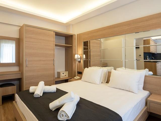 фото отеля Alesta Seaside Residence изображение №5
