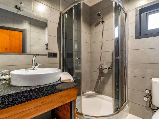 фото отеля Cragus Inn изображение №17