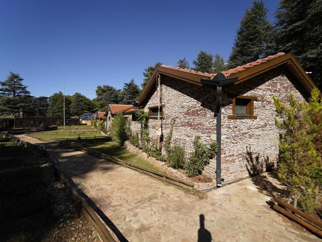 фото отеля Cragus Inn изображение №1