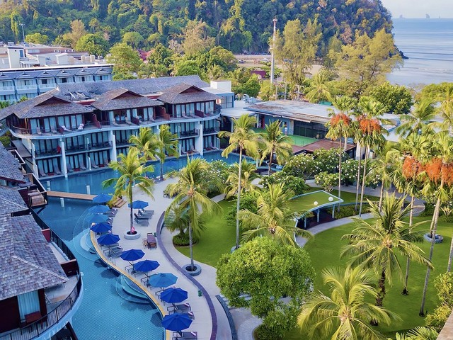 фото отеля Holiday Ao Nang Beach Resort изображение №1
