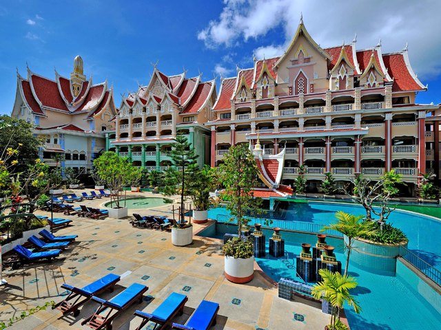 фото отеля Aonang Ayodhaya Beach Resort (ex. Ayodhaya Suites) изображение №1