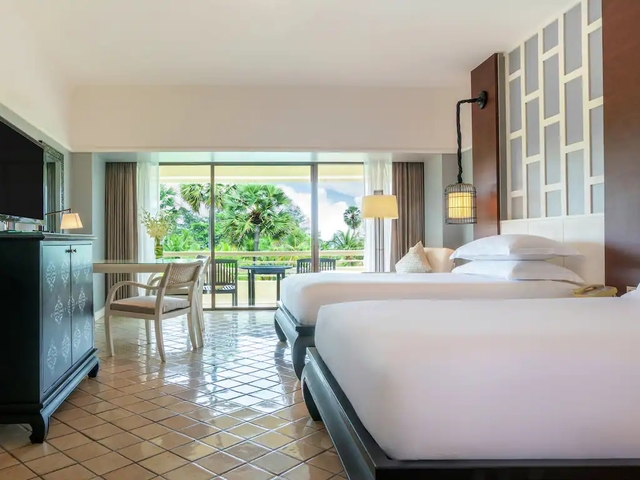 фотографии отеля Hilton Phuket Arcadia Resort & Spa изображение №7