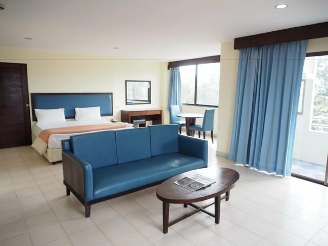 фото отеля Nice Beach Hotel изображение №49