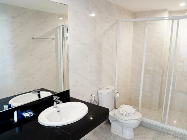 фото отеля 130 Hotel & Residence изображение №21