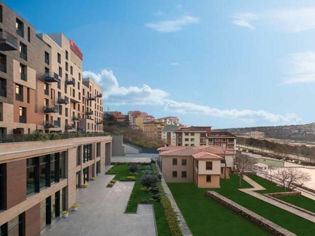 http://Dosso%20Dossi%20Golden%20Horn
