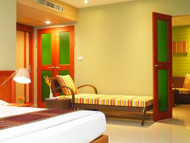фото Long Beach Cha-Am Hotel изображение №30