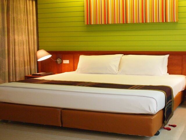 фотографии отеля Long Beach Cha-Am Hotel изображение №15