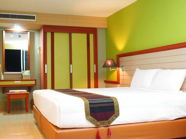 фото отеля Long Beach Cha-Am Hotel изображение №9