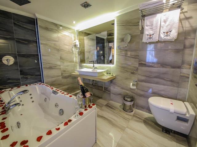 фотографии The Constantine изображение №36