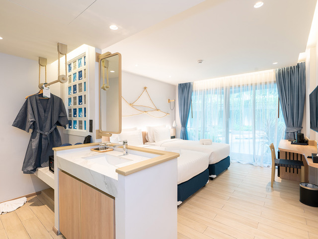 фотографии отеля Panwaburi Beachfront Resort изображение №51