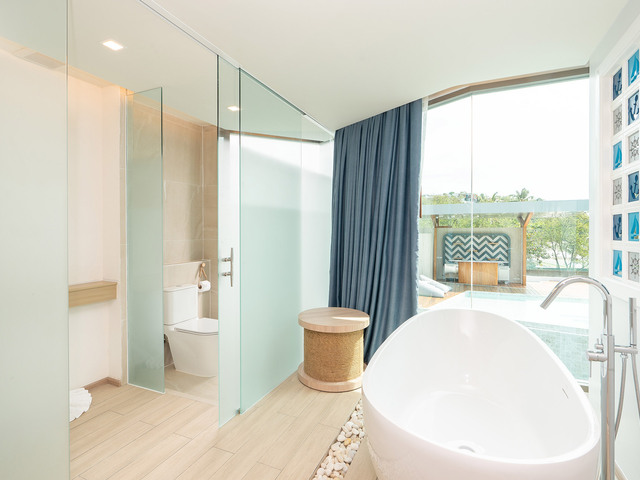 фотографии отеля Panwaburi Beachfront Resort изображение №43