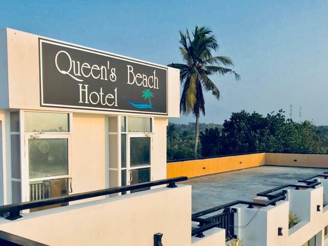 фото отеля Queens Beach изображение №45