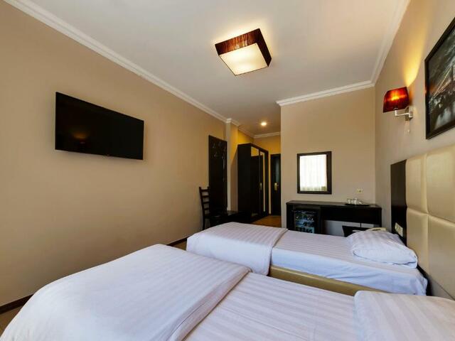 фото Marton Sezon (Мартон Сезон) изображение №26