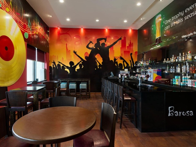 фото Ramada by Wyndham Abu Dhabi Downtown (ex. Cristal Salam Hotel) изображение №18