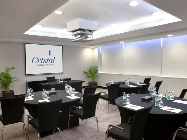 фото отеля Cristal Hotel Abu Dhabi изображение №9