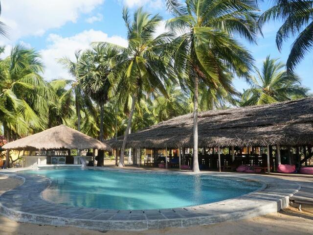 фото отеля Kitelantis Hotel & Resort изображение №1