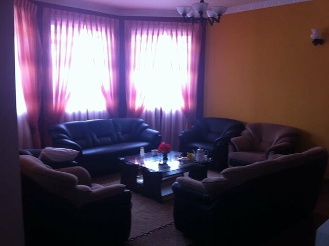 фото отеля V & V Residence изображение №5