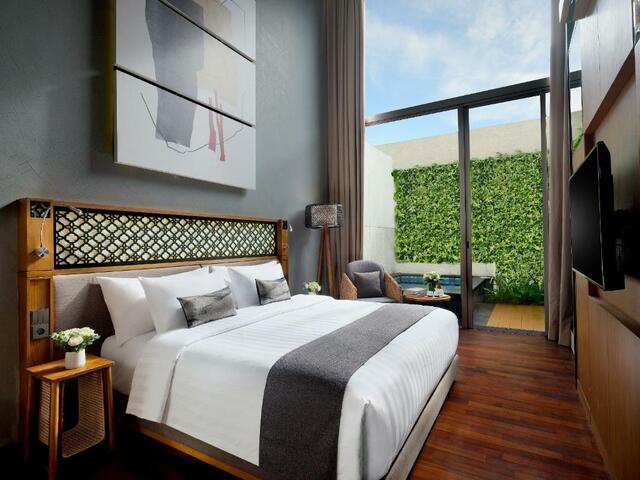 фото Kayumas Seminyak Resort  изображение №18