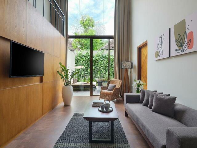 фотографии отеля Kayumas Seminyak Resort  изображение №19