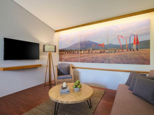 фотографии отеля Kayumas Seminyak Resort  изображение №11