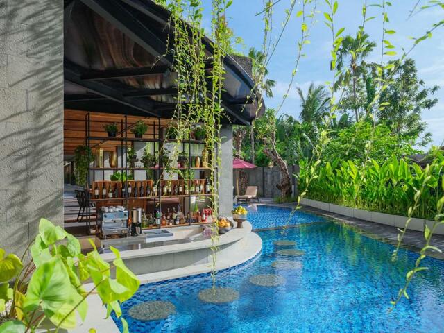 фотографии Kayumas Seminyak Resort  изображение №4