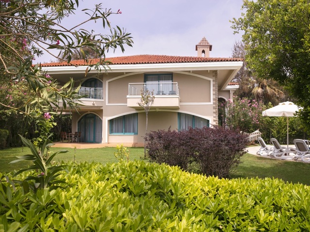 фотографии отеля Sirene Bohemia Suites & Villas изображение №7