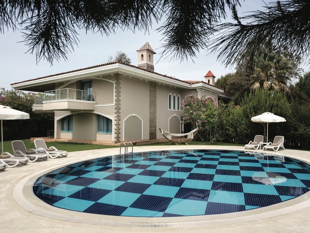 фото отеля Sirene Bohemia Suites & Villas изображение №1