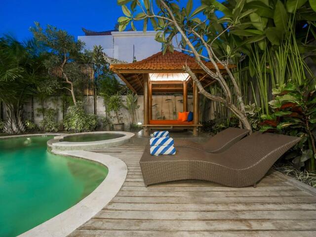 фото Suzuki 2 изображение №30