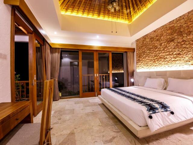 фотографии Suzuki 2 изображение №16