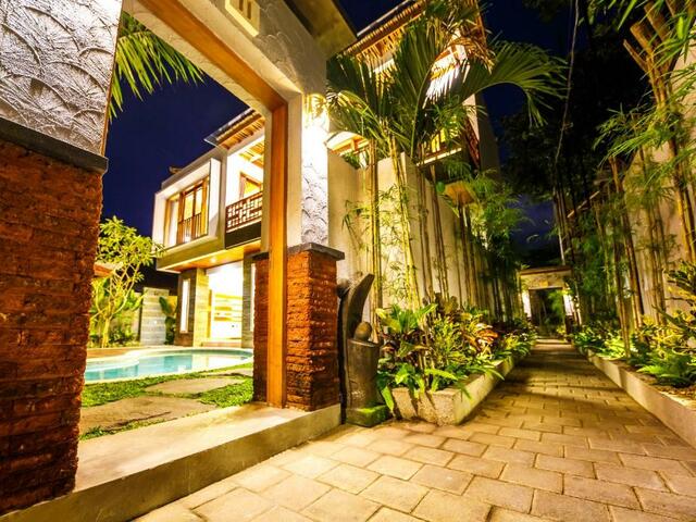 фото Suzuki 2 изображение №2