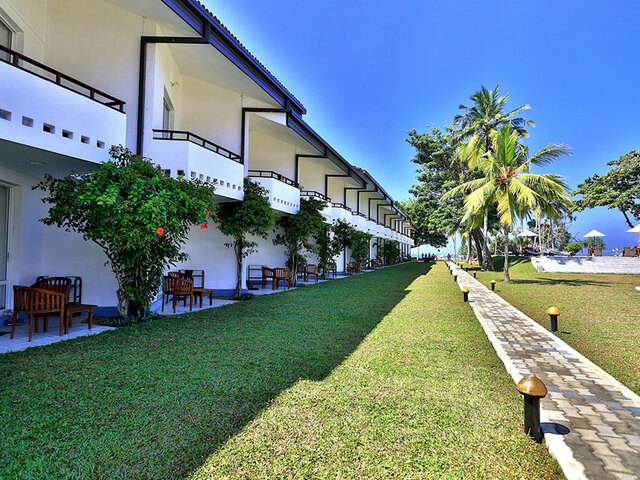 фото Hibiscus Beach Hotel & Villas изображение №10