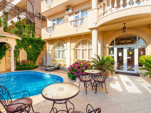 Hotel
