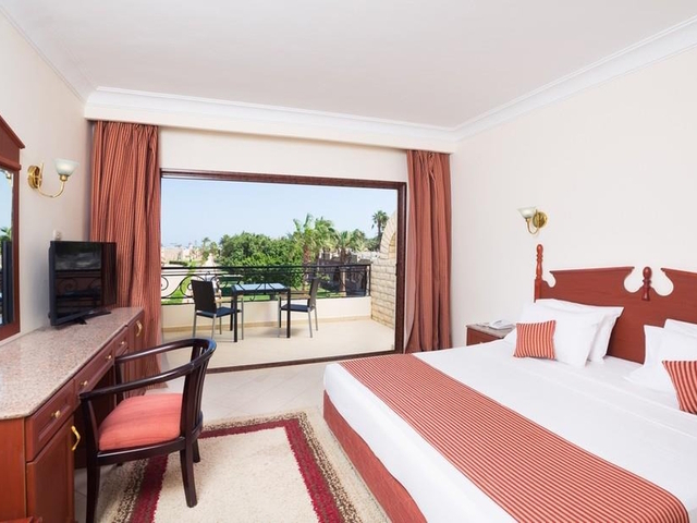 фото Aladdin Beach Resort (ex. Dessole Aladdin Beach Resort) изображение №2