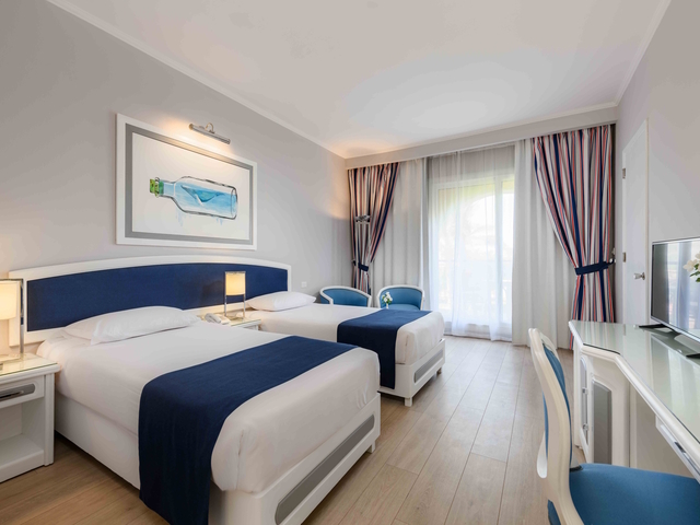 фотографии отеля Desert Rose Resort изображение №15