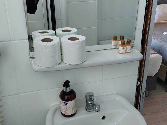 фотографии отеля Paris Hotel Cafe Restaurant изображение №19