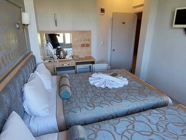 фото Paris Hotel Cafe Restaurant изображение №14