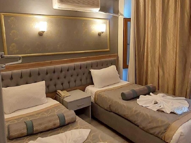 фото отеля Paris Hotel Cafe Restaurant изображение №13