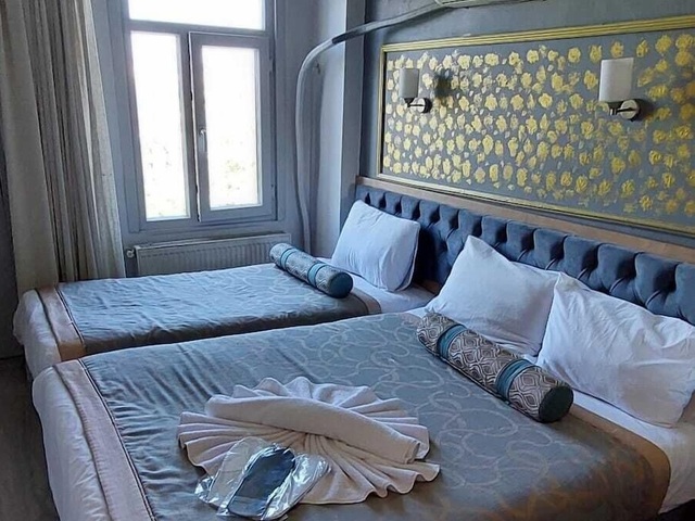 фотографии отеля Paris Hotel Cafe Restaurant изображение №3