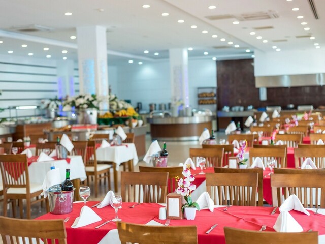 фото Jura Hotels Kemer Resort (ex. Royal Towers Kiris; Palmet Resort Kiris; Royal Roxy Resort) изображение №50