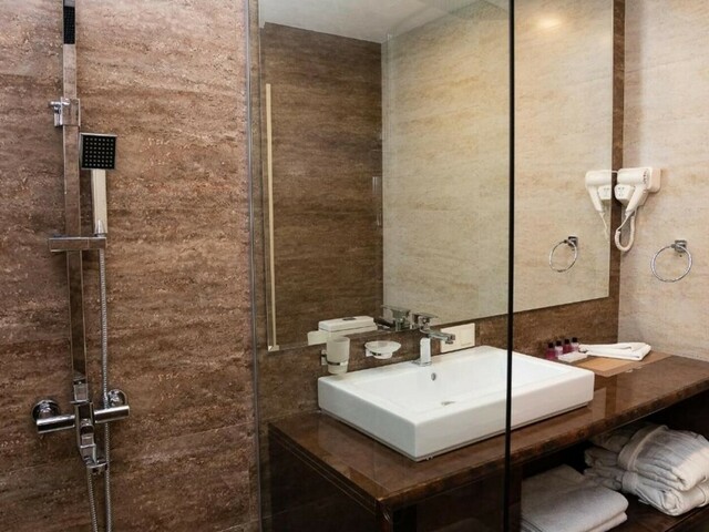 фотографии отеля Gallery Art Hotel изображение №35