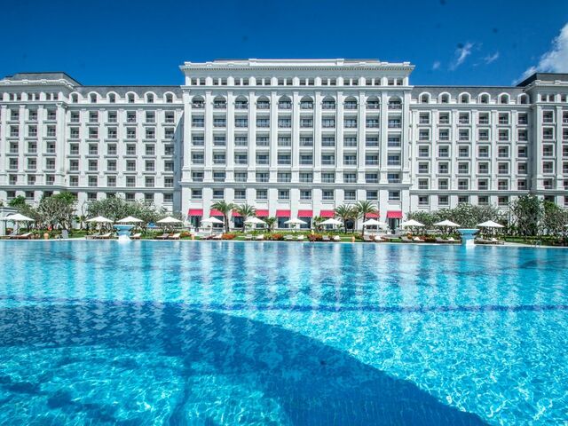 фото отеля Sheraton Phu Quoc Long Beach Resort (ex. Vinpearl Phu Quoc Resort & Golf) изображение №1