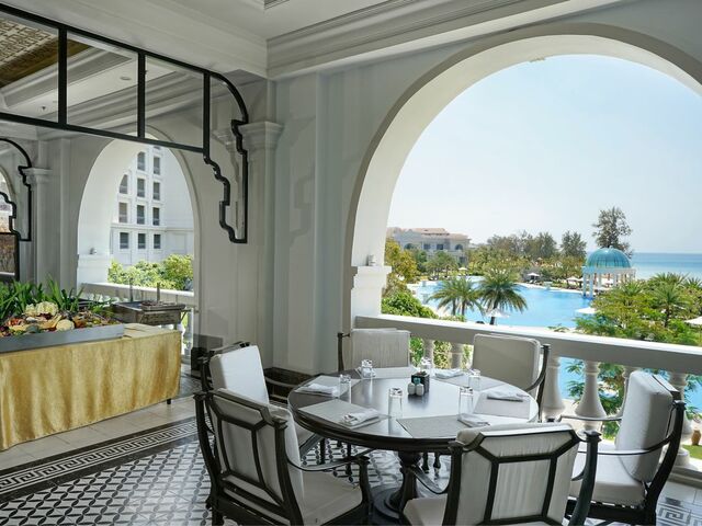 фото отеля Sheraton Phu Quoc Long Beach Resort (ex. Vinpearl Phu Quoc Resort & Golf) изображение №13