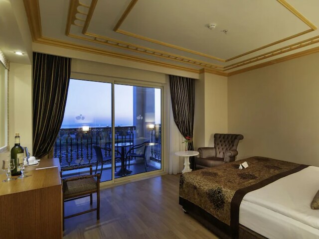фотографии отеля Crystal Palace Luxury Resort & Spa изображение №3